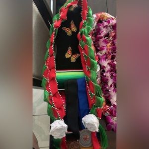 Graduation Mexican Lei with flowers